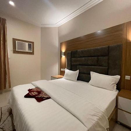 Orient House Aparthotel Хаил Екстериор снимка