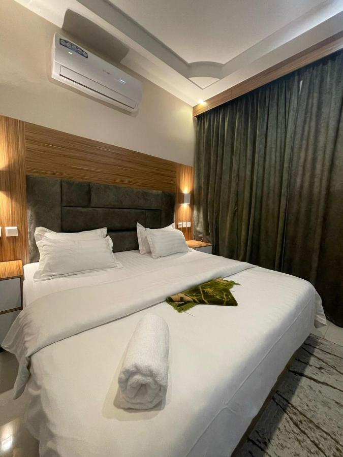 Orient House Aparthotel Хаил Екстериор снимка