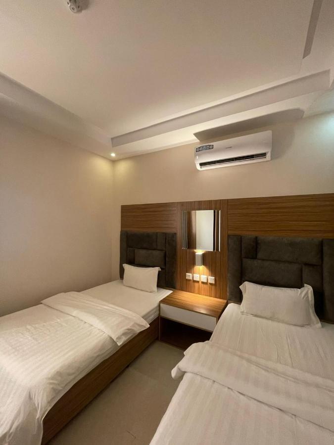 Orient House Aparthotel Хаил Екстериор снимка