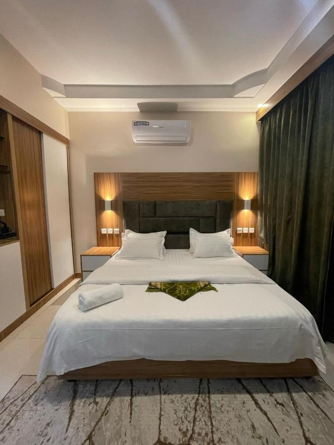 Orient House Aparthotel Хаил Екстериор снимка