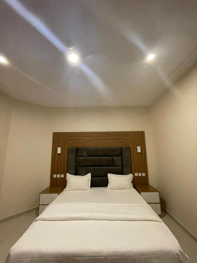 Orient House Aparthotel Хаил Екстериор снимка