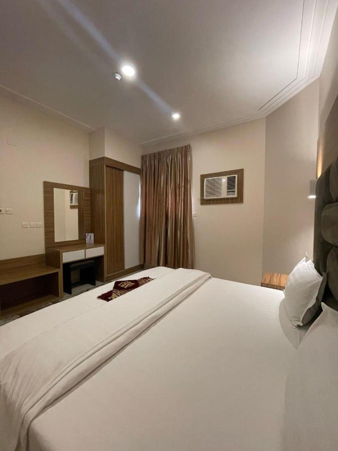 Orient House Aparthotel Хаил Екстериор снимка