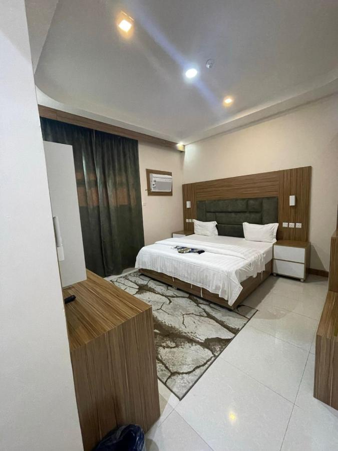 Orient House Aparthotel Хаил Екстериор снимка