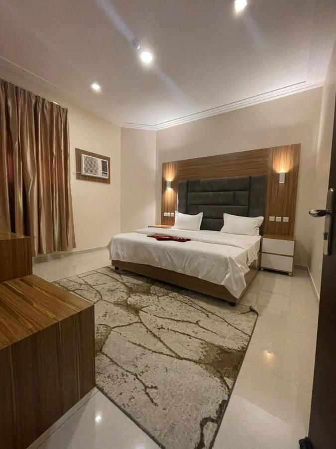 Orient House Aparthotel Хаил Екстериор снимка