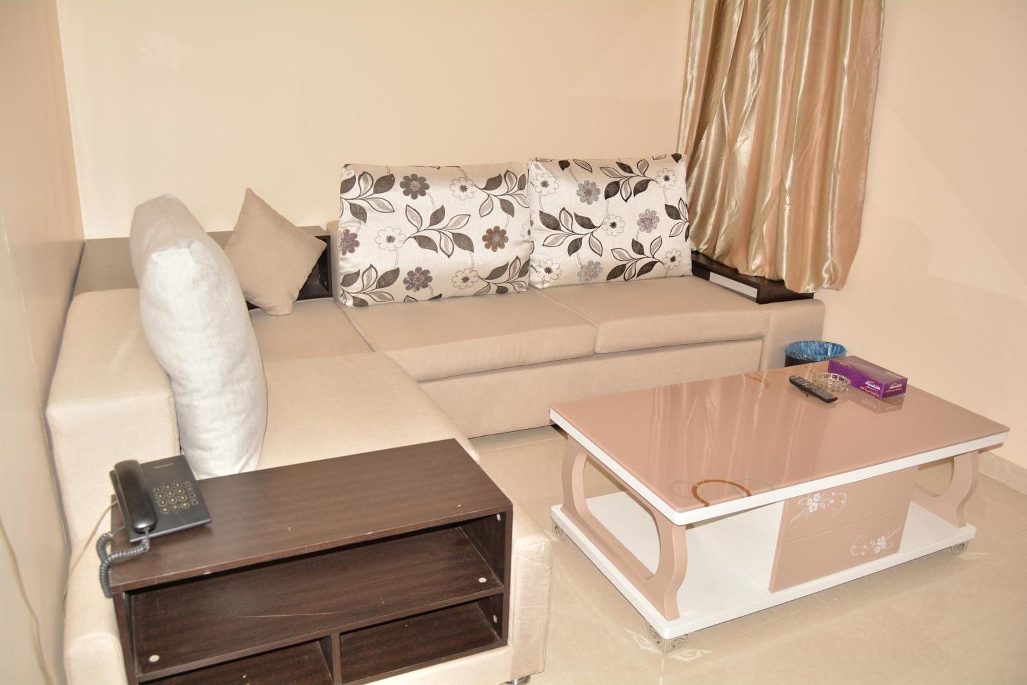 Orient House Aparthotel Хаил Стая снимка