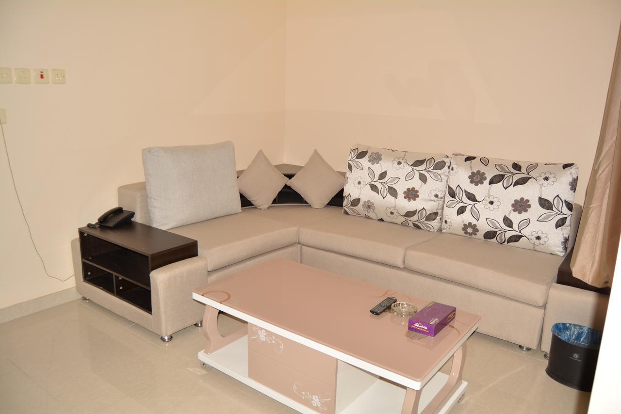 Orient House Aparthotel Хаил Екстериор снимка