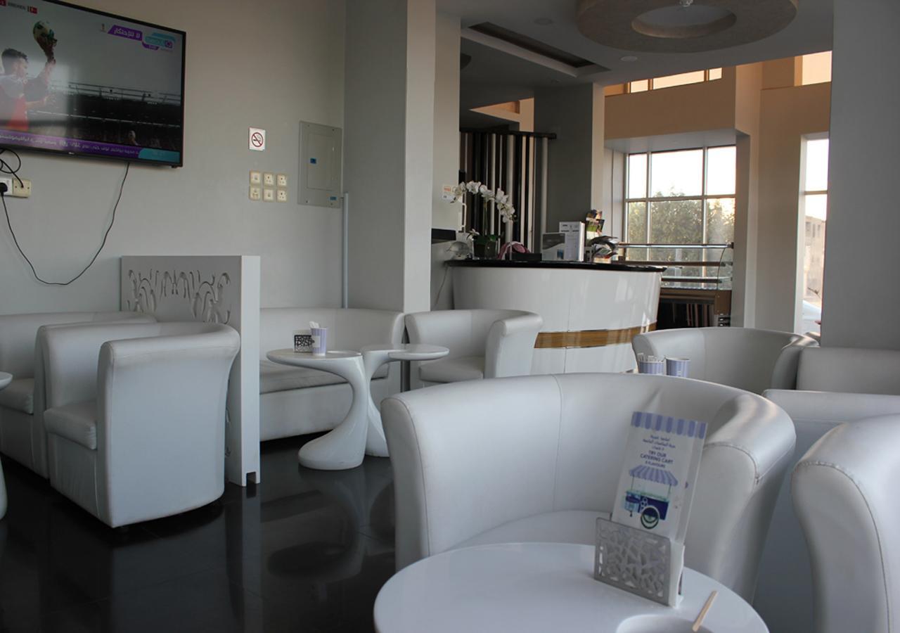Orient House Aparthotel Хаил Екстериор снимка